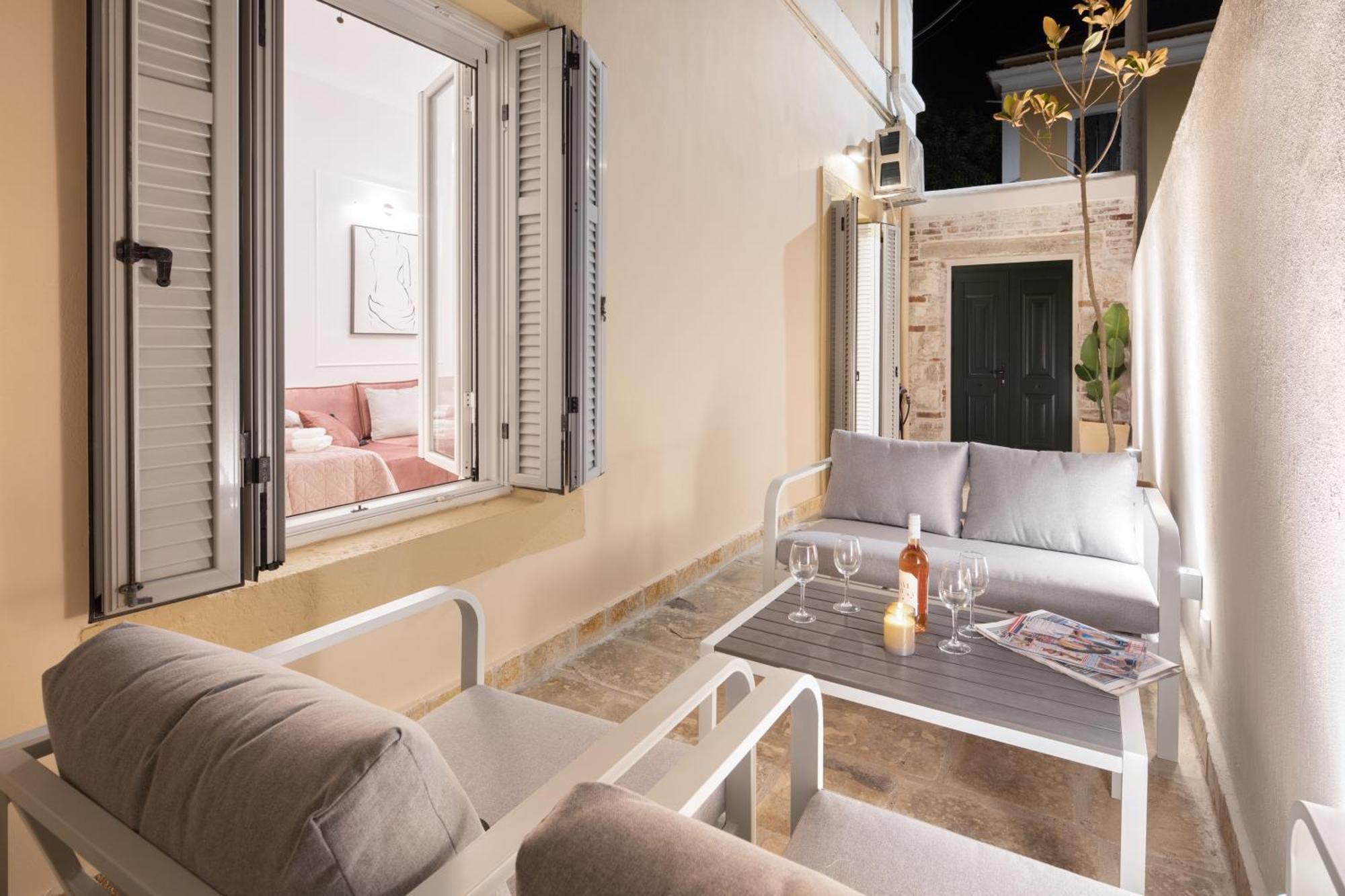 Modern-Vintage Old Town Suites Corfu  Esterno foto