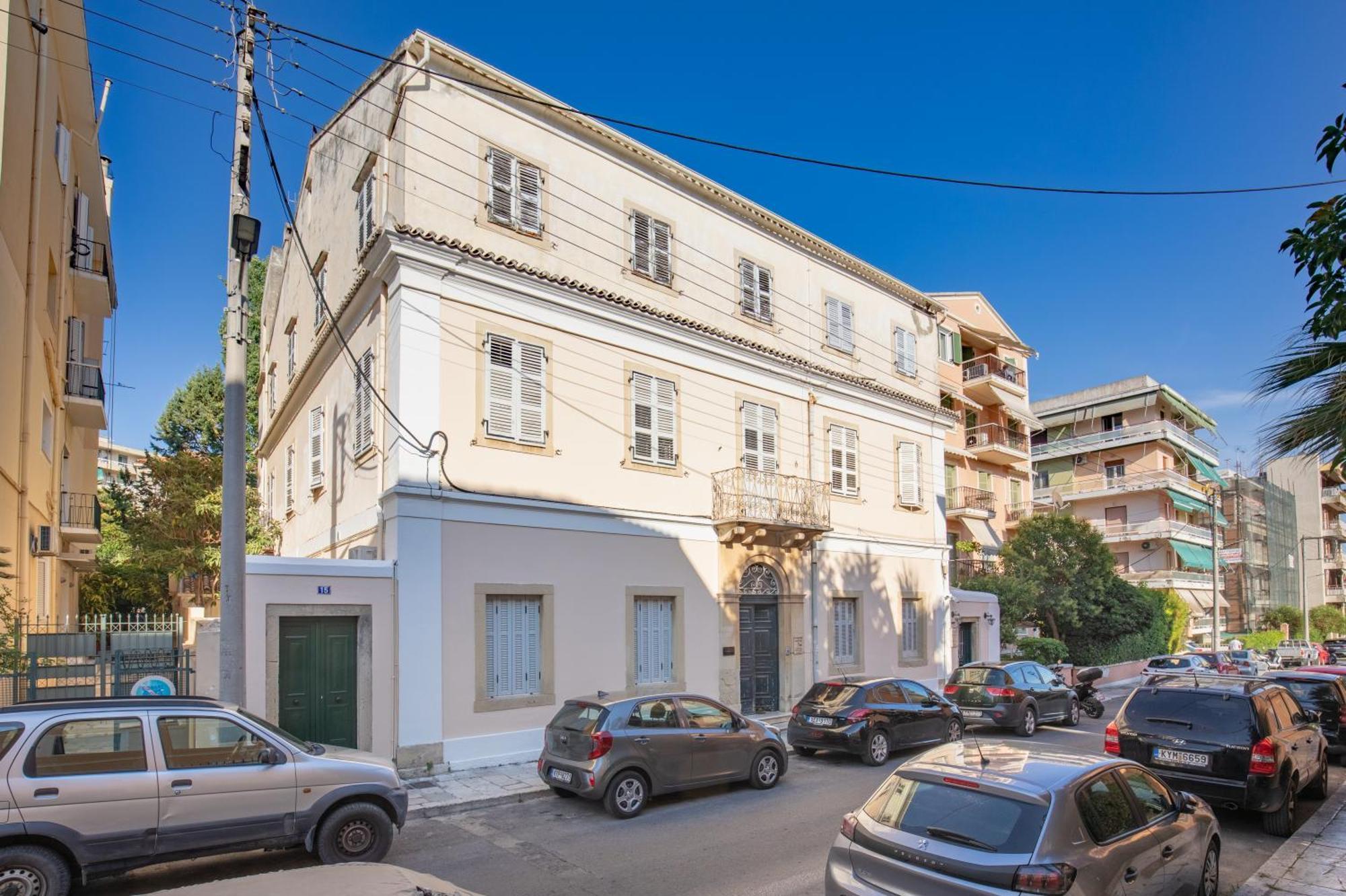 Modern-Vintage Old Town Suites Corfu  Esterno foto